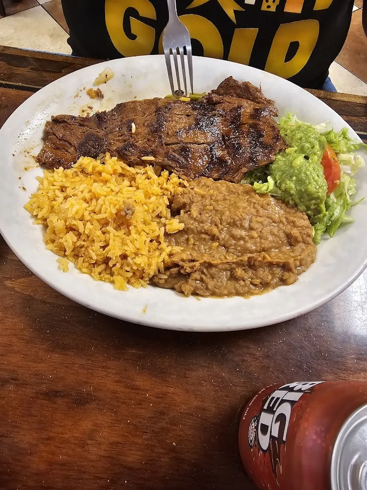 Tampiqueña Plate